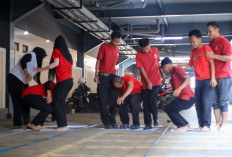 Semarak HUT RI, Karyawan Hotel di Batang Kompak Ikuti Aneka Lomba