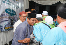 Wali Kota Pekalongan Lepas 210 Jamaah Haji Kloter 14 SOC, Doakan Selamat dan Mabrur
