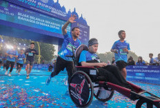 Sambil Dorong Kursi Roda Sang Anak, Ahmad Luthfi Ramaikan Rupiah Borobudur Playon 2026