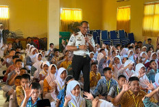 Jadi Narasumber MPLS, Kalapas Pekalongan Ajak Pelajar Bangun Karakter dan Disiplin