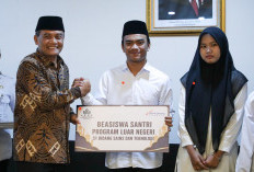 Berkat Beasiswa Pemprov Jateng, Santri Ini Bisa Kuliah di Kedokteran Gigi