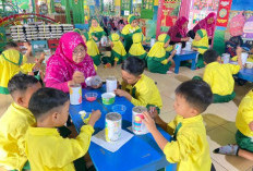 Sambut Isro Miroj 2026, Siswa TK ABA Kajen Asah Kreativitas Melukis Kaleng Filantropis