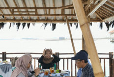 Resto Apung PMP Pekalongan Buka Peluang Ekonomi Warga, Sajikan Kuliner dengan View Pantai