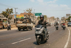 Menjaga Dinginnya Kepala di Bawah Terik Aspal Pekalongan - Pati