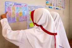 Dari Kata Menjadi Karya: Menumbuhkan Kreativitas dan Rasa Percaya Diri Anak Lewat Puisi Akrostik