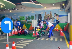 Senyum si Kecil, Prioritas Utama di Jalan Raya