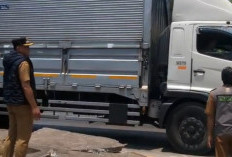 Cegah Kecelakaan Lalu Lintas, Parkir Truk Parkir Liar di Bundaran Jatisari Batang Ditertibkan 
