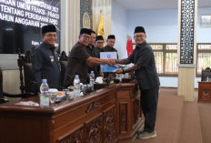 Fraksi PAN Soroti Penurunan Pendapatan dan Kenaikan Belanja dalam Perubahan APBD Kabupaten Pekalongan 2026