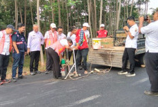 Jalan Doro–Kroyakan Baru Selesai, Plt Bupati Pekalongan Bongkar Hasil Core Drill: Tebal di Atas Standar?