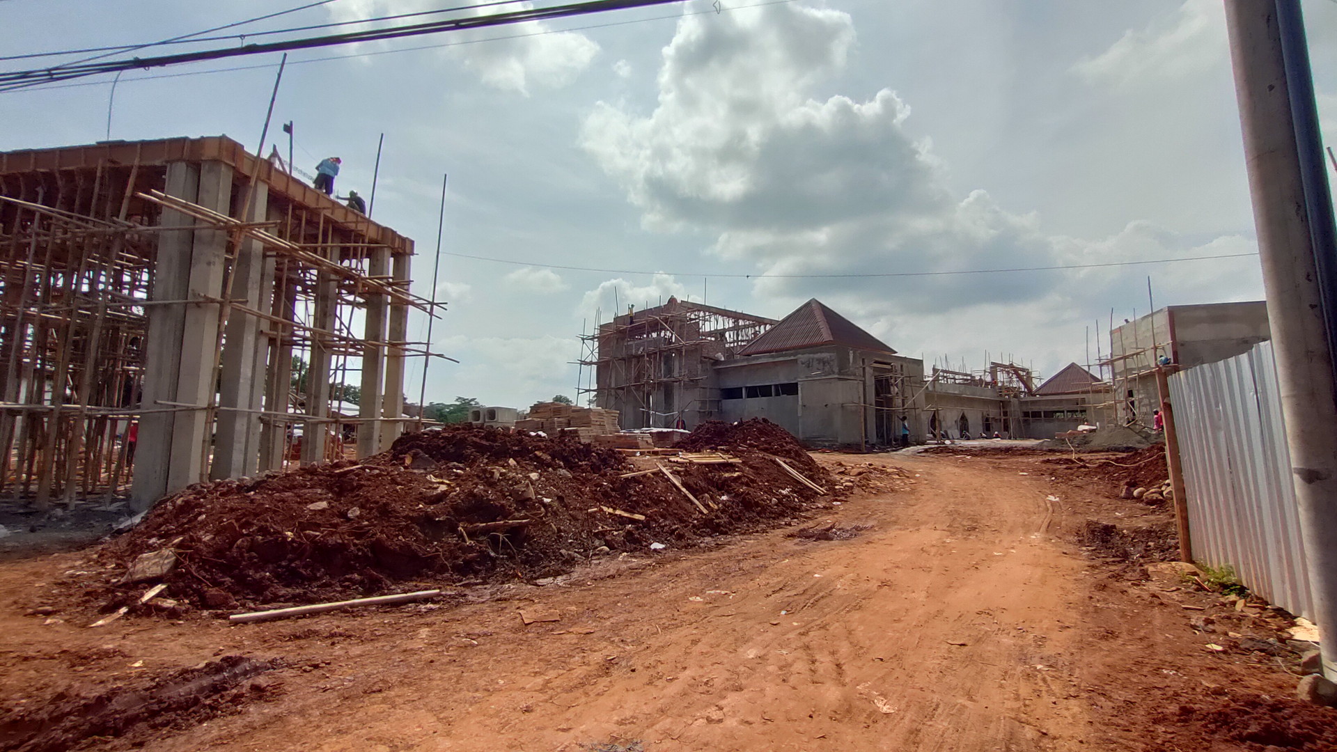 Pasca Dapat Surat Peringatan, Kontraktor Islamic Center Batang Mulai Kejar Keterlambatan