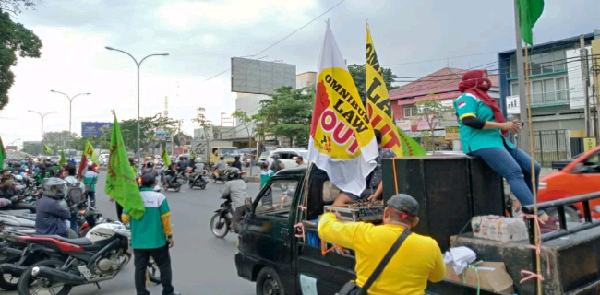 Gawat! 11 Peserta Demo Tolak Omnibus Law di DPRD Jateng Positif Covid-19