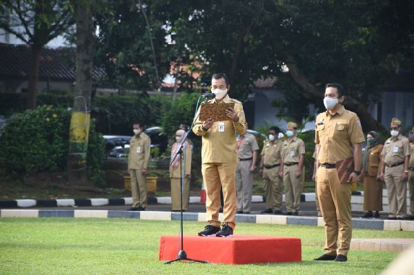 Kepala OPD di Pemkab Batang Patungan Biayai Bedah Rumah Warga
