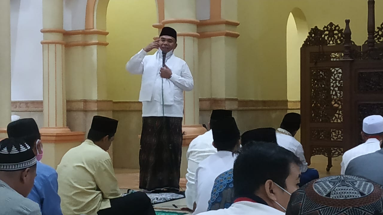 Bupati Asip Ajak Warga Tetap Patuhi Protokol Kesehatan Saat Beribadah di Bulan Ramadhan