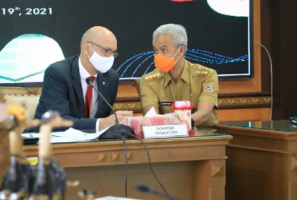 Unik, Ganjar Ajak Pelaku UMKM Bertemu Langsung Bertemu Duta Besar Ceko