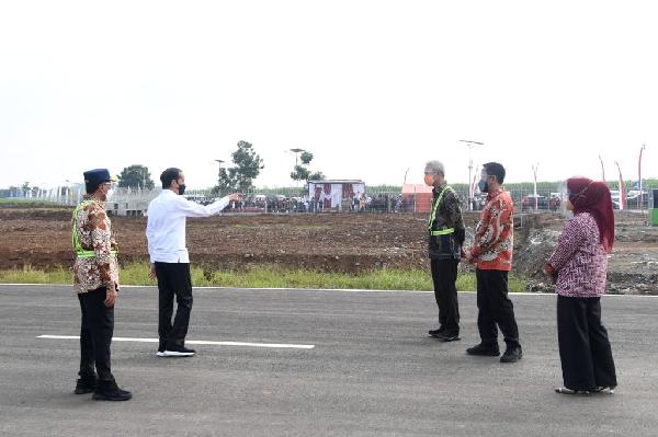 Cek Bandara JB Soedirman, Jokowi Berharap Bisa Menumbuhkan Ekonomi Jateng