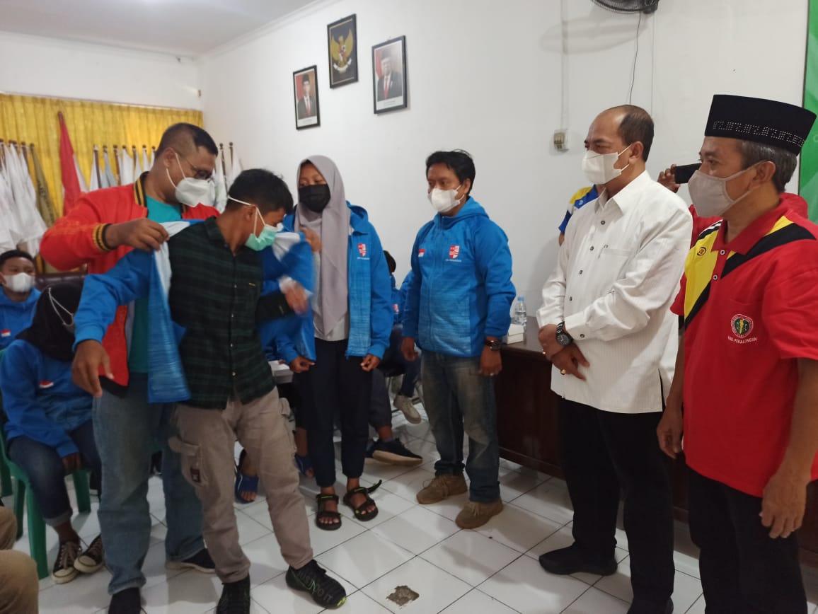 12 Atlet Renang Dulongmas Dilepas