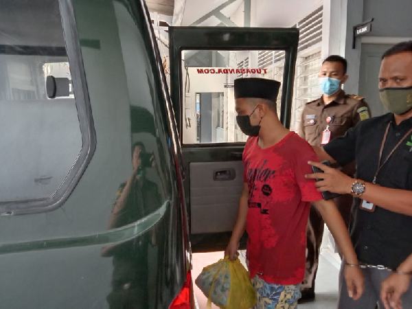 Berkas Kasus dan Tersangka Pembunuhan Sekretaris Cantik Dilimpahkan dari Polisi ke Kejari Batang