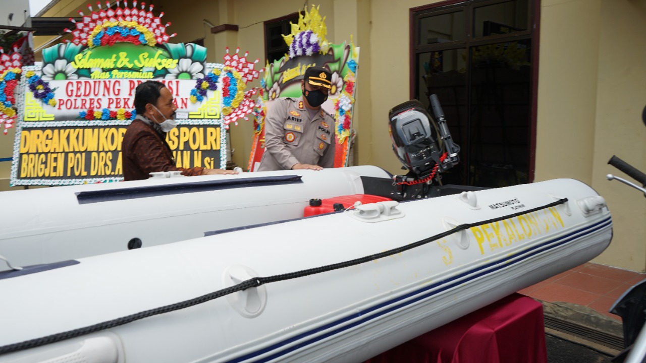 Peduli Banjir, 'Bahurekso' Bantu Perahu Karet