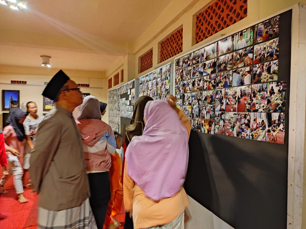 Bangun Atmosfer Kreatifitas Pemuda Desa, Gelar Pameran Fotografi di Masjid