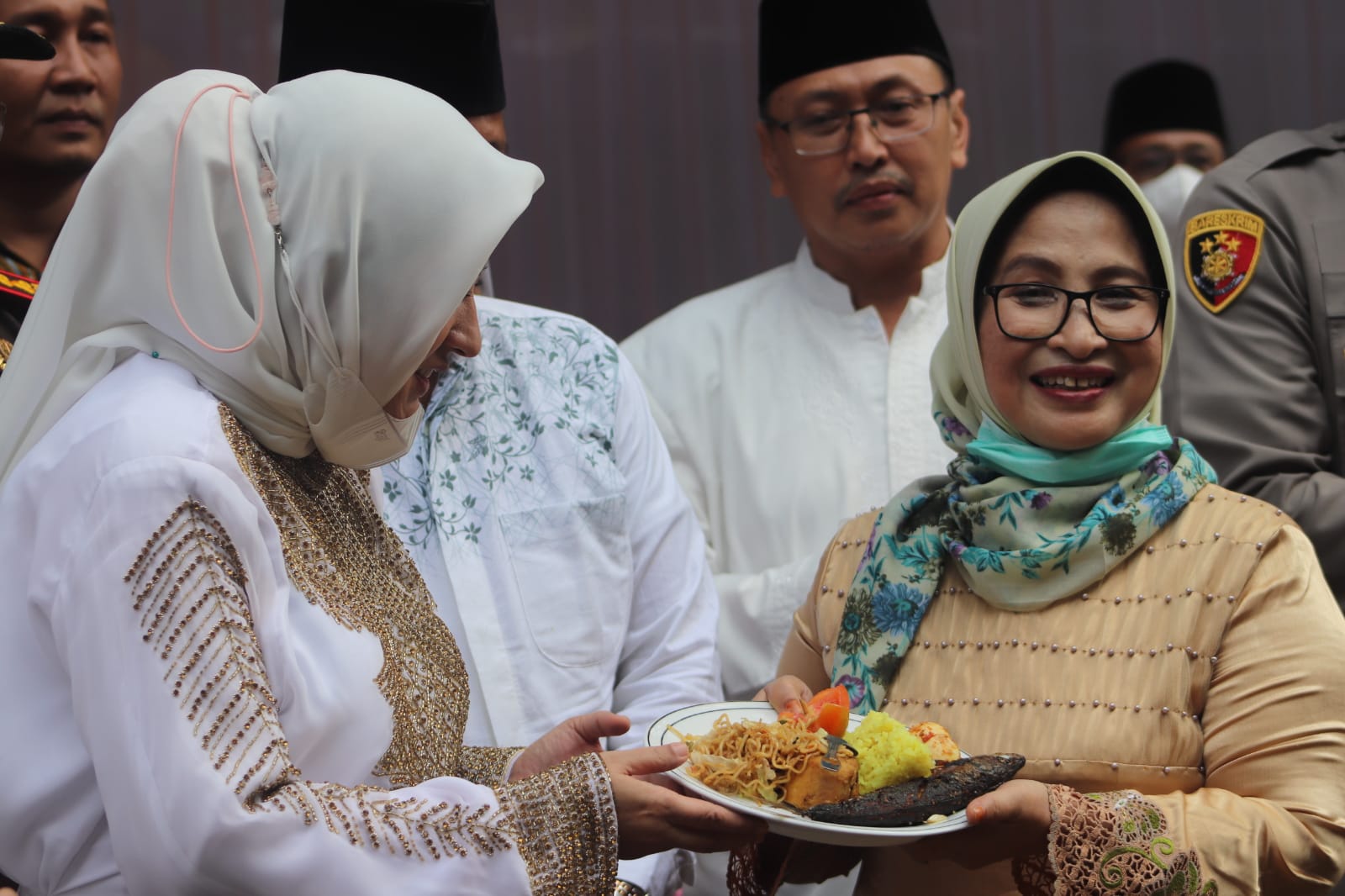 Ketua DPRD Kabupaten Pekalongan Mengapresiasi Diadakannya Kembali Festival Syawalan Gunungan Megono di Linggo 