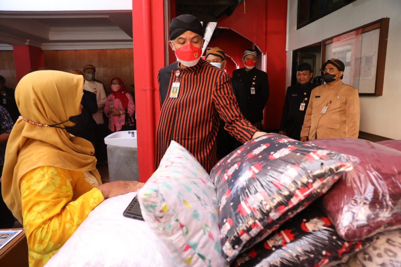 Ganjar Ajak Kepala Desa Implementasikan Pancasila dalam Kegiatan Bersifat Teknokratis