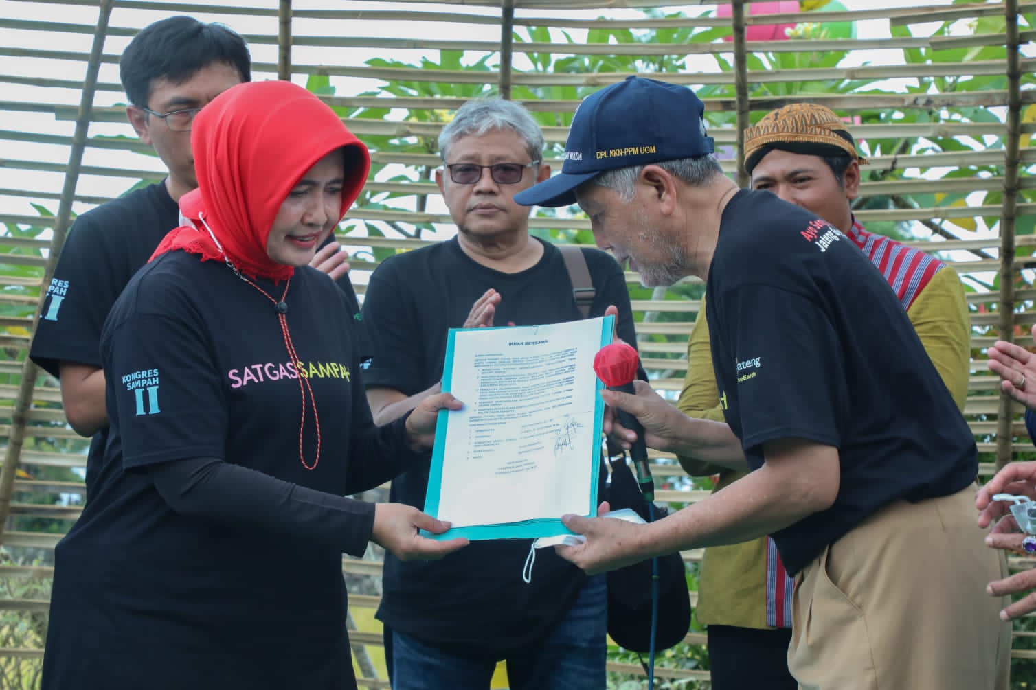 Tekad Ganjar Kurangi Sampah Jateng, Ini Lima Rumusan Penting dari Kongres Sampah II