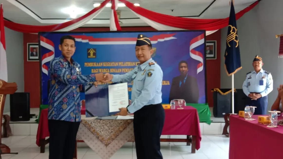 Tingkatkan Keterampilan WBP, Lapas Pekalongan Teken MoU dengan Dinperinaker Kota Pekalongan