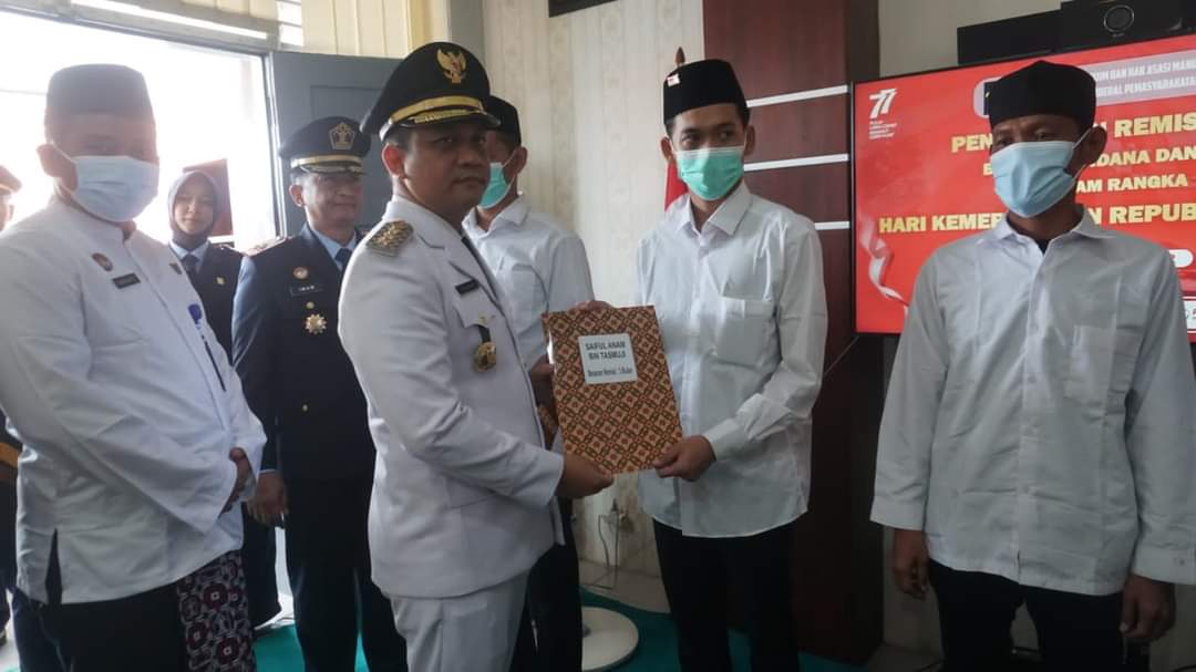 189 Narapidana Lapas Pekalongan Terima Remisi Pada HUT ke- 77 Kemerdekaan RI