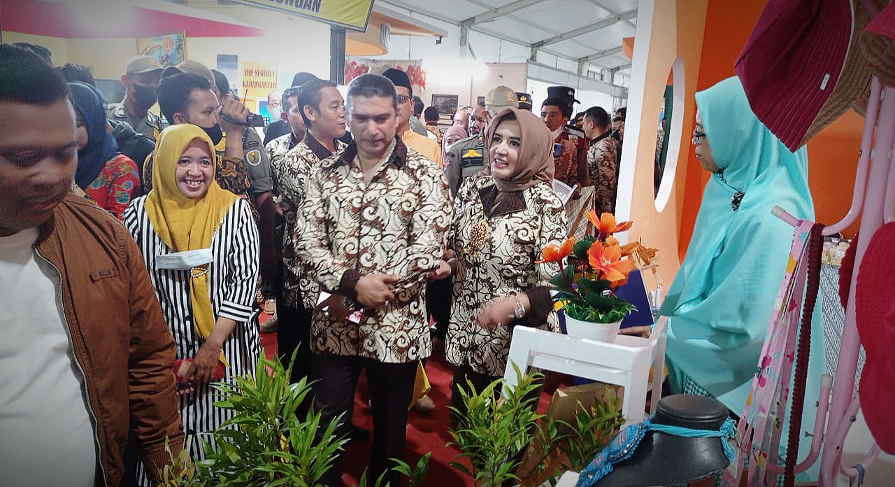 Ketua Dekranasda Kabupaten Pekalongan : Kajen Expo Berikan Peluang Pemasaran Bagi Pelaku UMKM