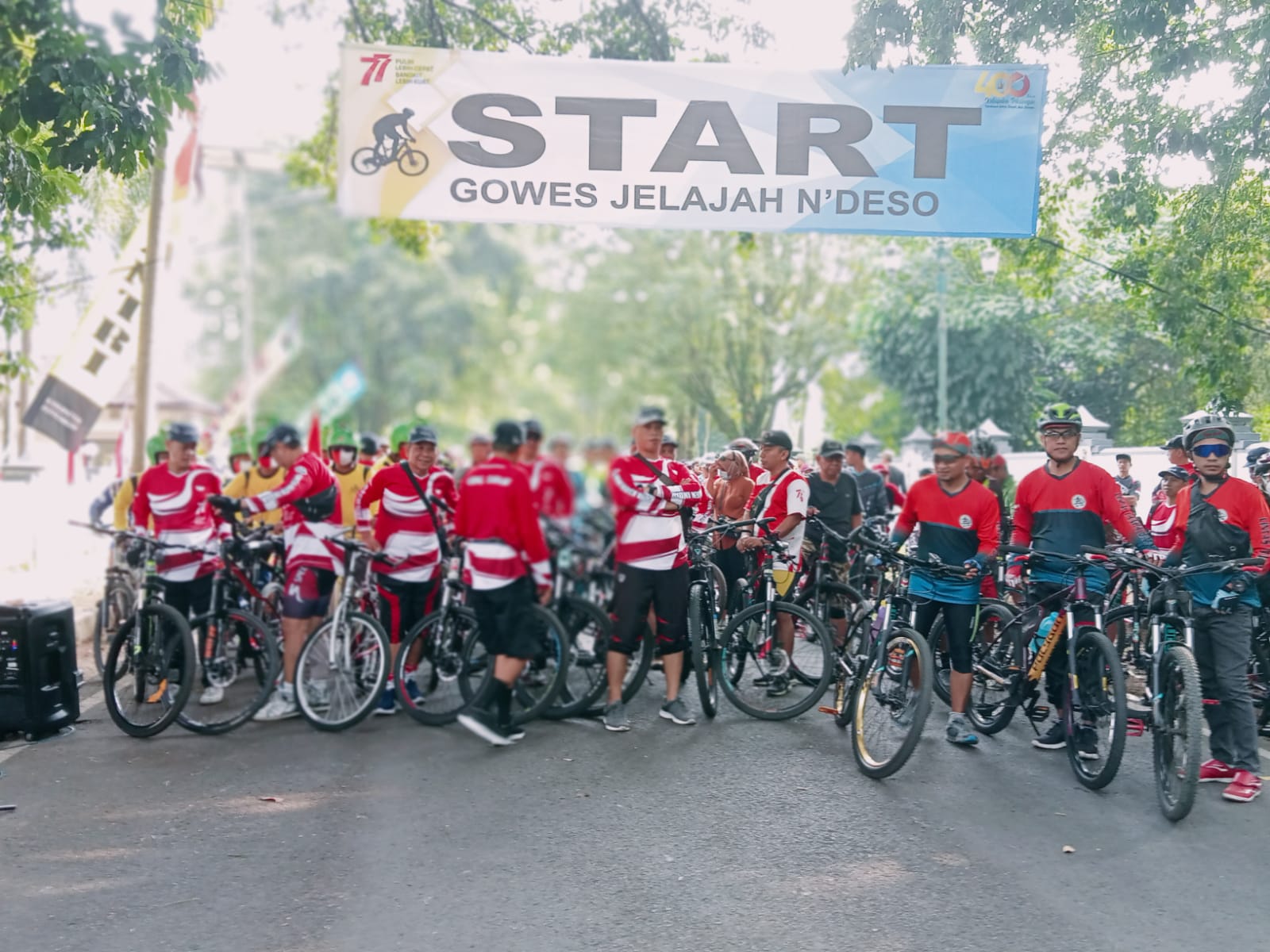 Ribuan Peserta Meriahkan Gowes Jelajah Ndeso