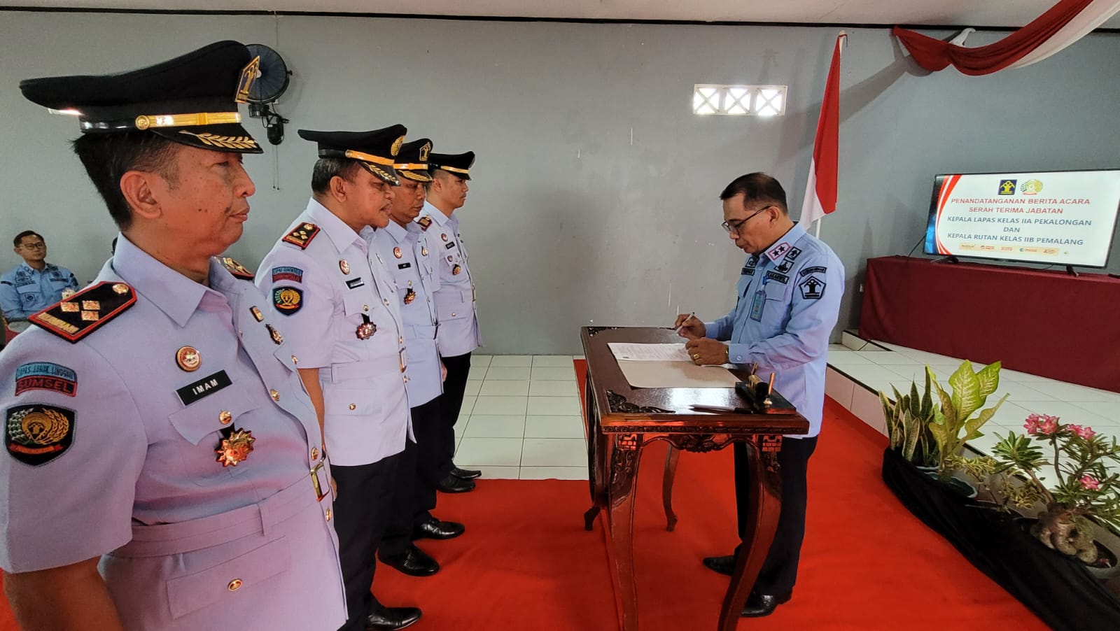 Kakanwil Kemenkumham Jateng Pimpin Sertijab Kalapas Pekalongan dan Karutan Pemalang