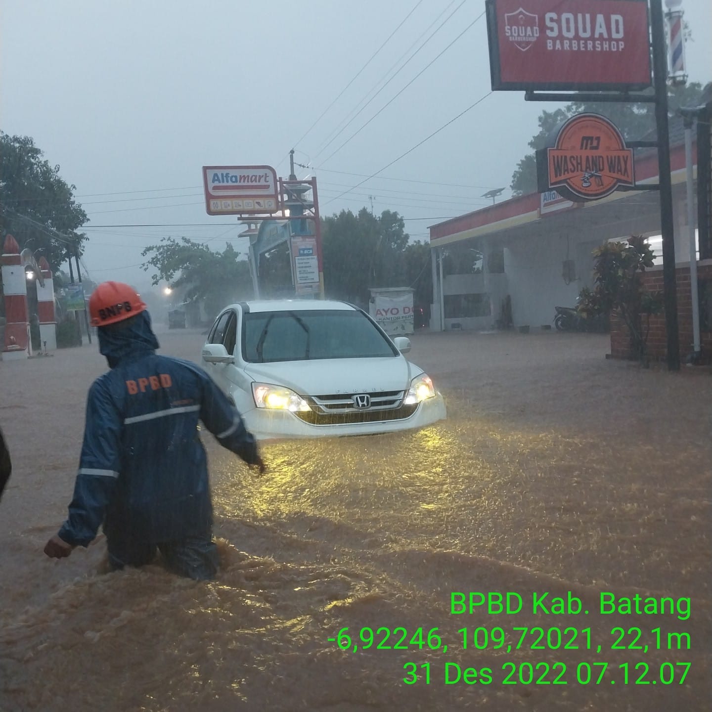 Hujan Sejak Semalam, Wilayah Batang Dikepung Banjir, Jalur Pantura ikut Terendam
