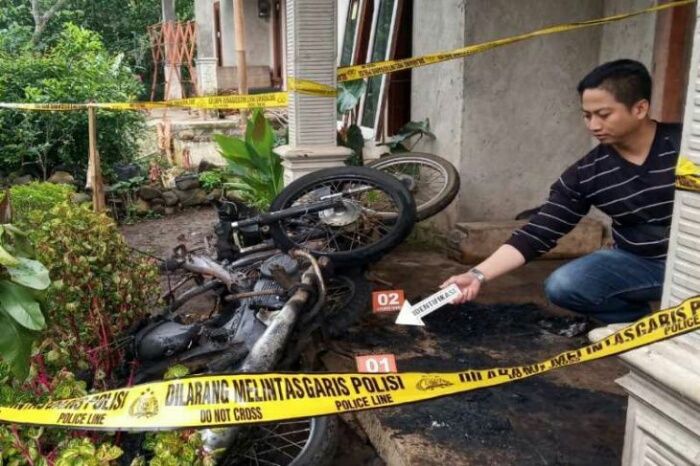 Teror Pembakaran Merembet ke Temanggung, 2 Motor Hangus Dibakar