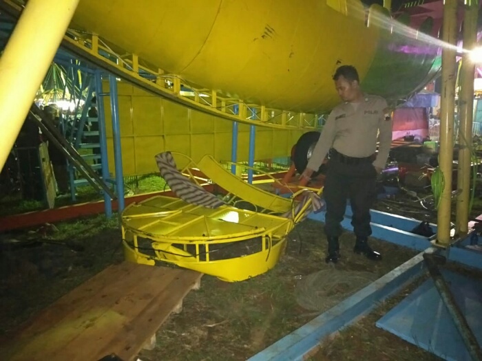 Ekor Kora-Kora Patah, Pasar Malam Di Jajarwayang Telan Korban