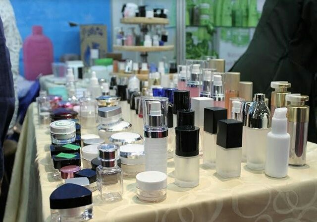 6 Cara Memilih Produk Kosmetik yang Aman