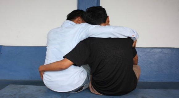 Minta Izin Menginap di Mushola, Dua Pria Diduga Gay Tepergok Berbuat Terlarang