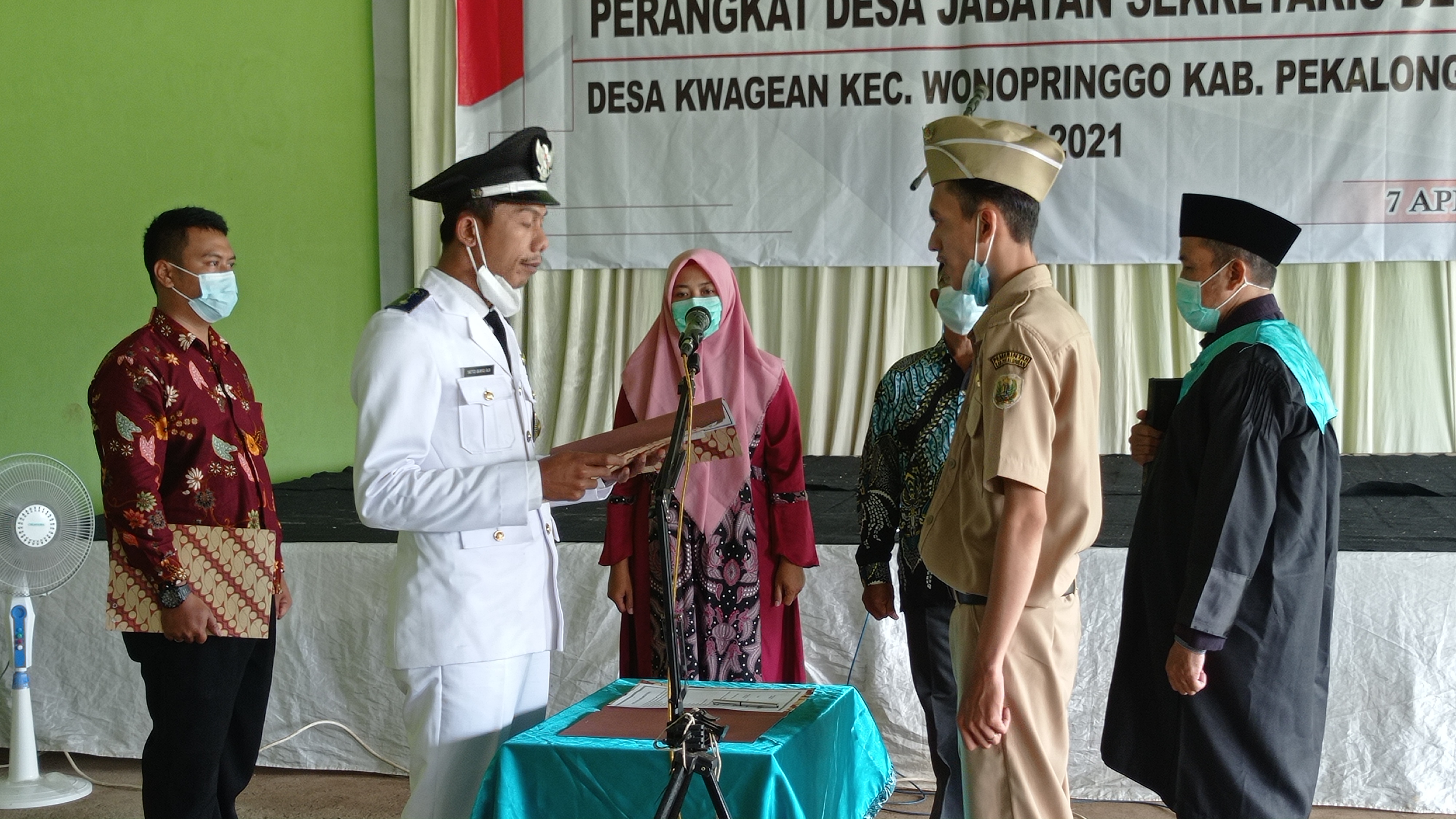 Raih Skor Tertinggi, Ilhamudin Dilantik Jadi Sekdes Kwagean