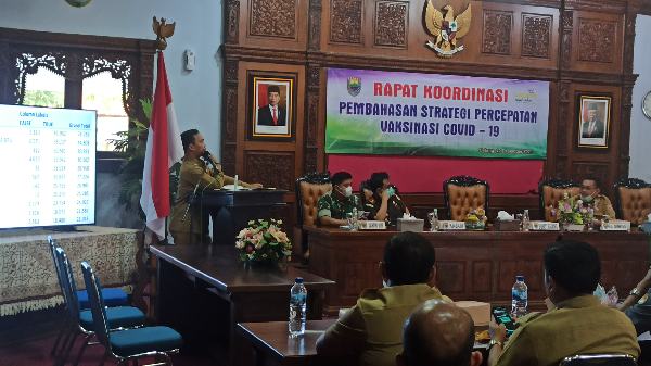 Percepatan Vaksinasi, Desa Diminta Punya Data Manual Warga Sasaran Vaksin