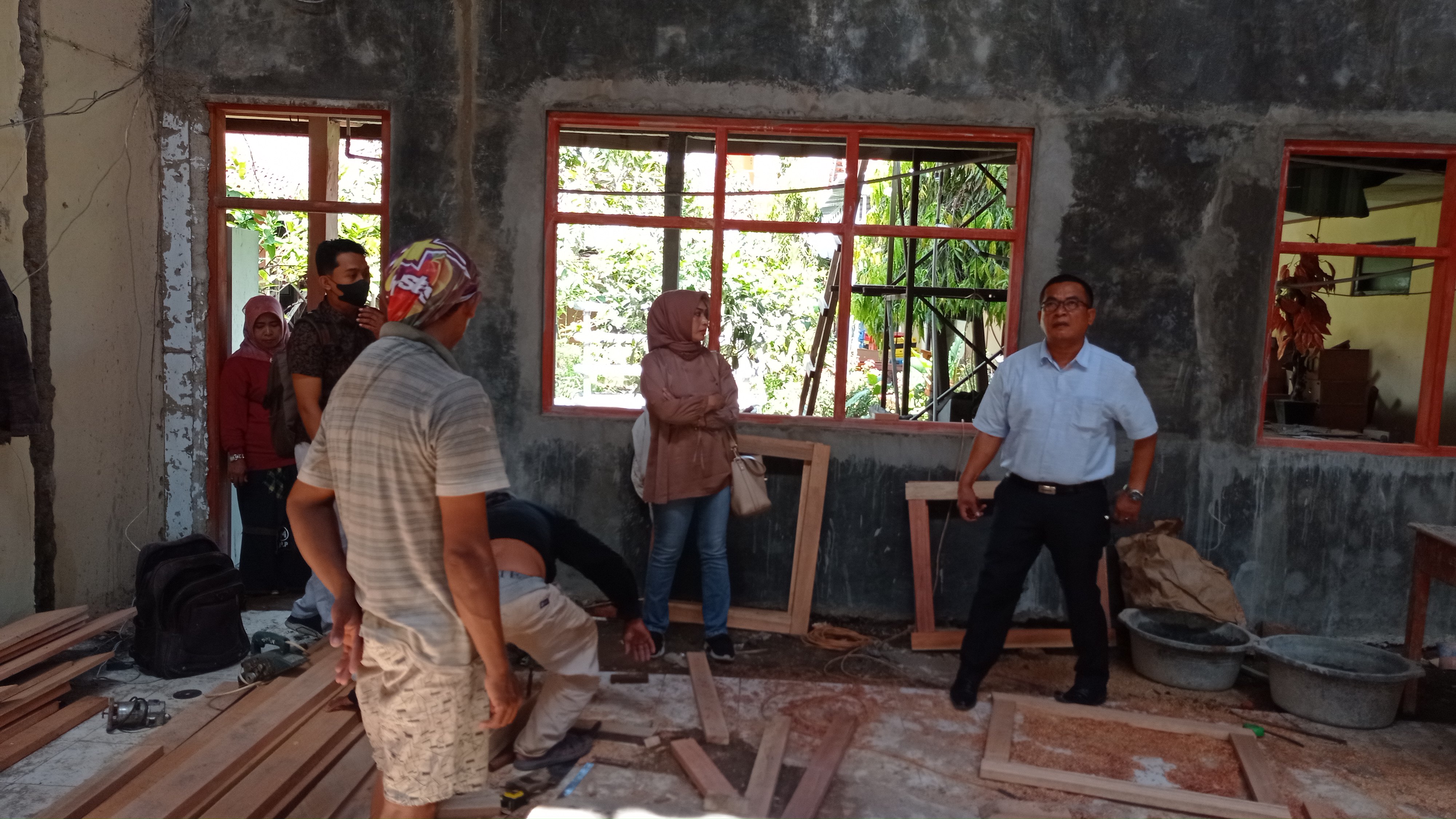 Komisi 3 DPRD Kabupaten Pekalongan Kaget & Kecewa, Waktu Hampir Habis Tapi Pekerjaan Rehab di SMPN 1 Sragi