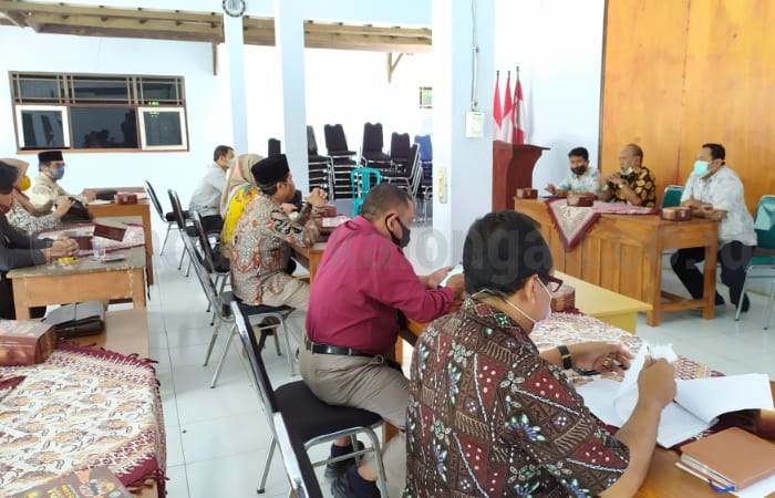 Komisi 1 DPRD Kabupaten Pekalongan Cek Data Penerima Bantuan Terdampak COVID-19 di Wilayah Karangdadap