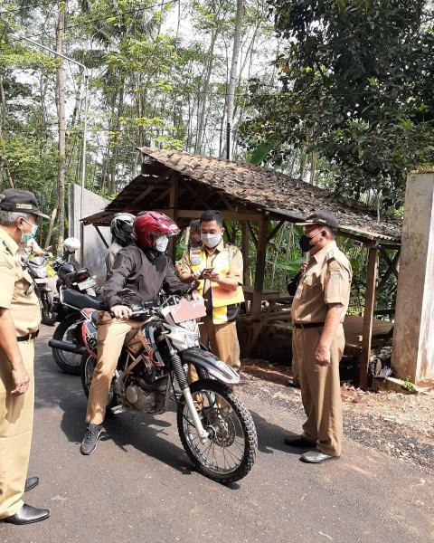 Kendarai Motor, Bupati Wihaji Cek Progres Pembangunan Jalan Kaliboyo-Pecalungan