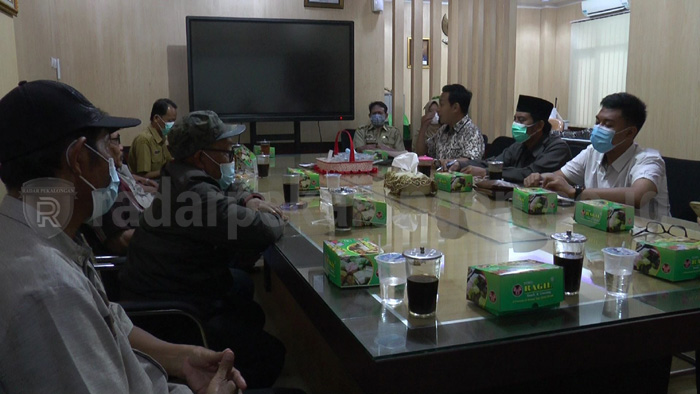 Datangi Dewan, Petani Tanyakan Mekanisme Penyaluran Pupuk