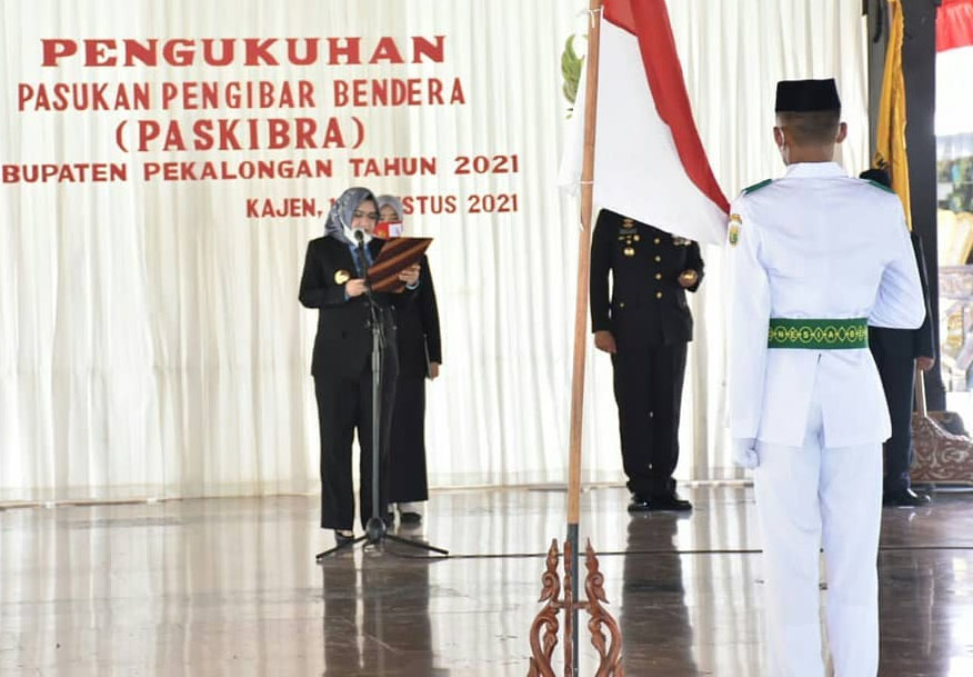 27 Anggota Paskibraka Dikukuhkan, Bertugas Mengibarkan Bendera Merah Putih Pada Upacara Peringatan HUT RI ke 7