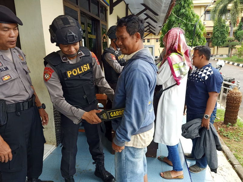 Buntut Bom Medan, Penjagaan Mapolres Diperketat