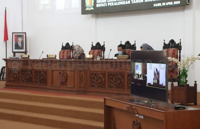 DPRD Kabupaten Pekalongan dan Bupati Pekalongan Lakukan Rapat Paripurna Secara Virtual