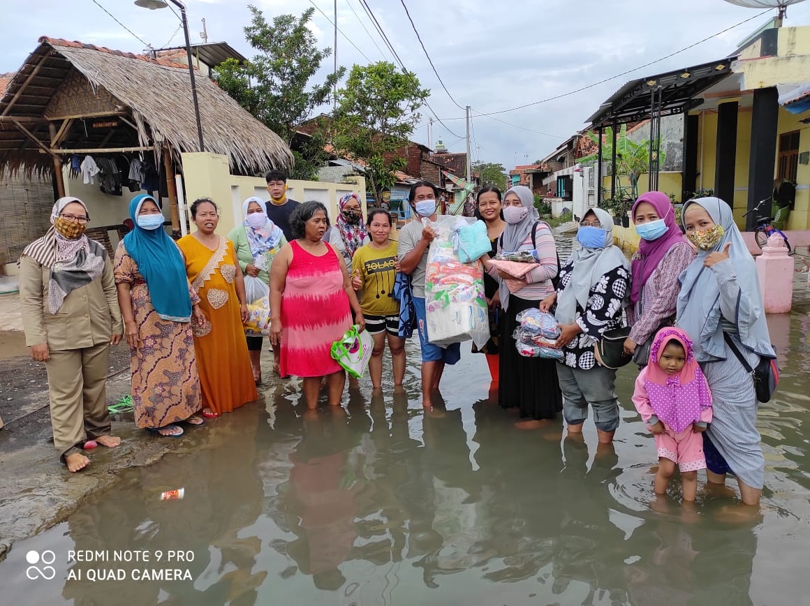 Tanggap Banjir, Smuntang99 Bantu Kebutuhan Warga Terdampak Banjir