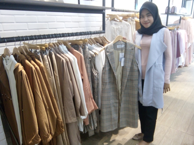 Up Date Fashion Muslim Casual Kekinian