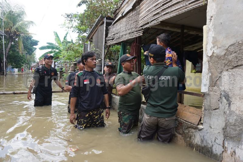 Banjir, Ansor Evakuasi Korban Banjir Buaran