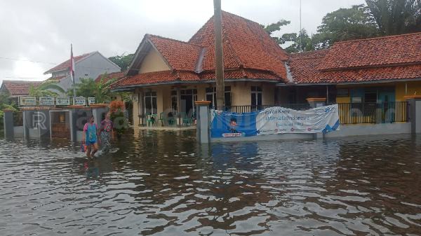 Banjir Siwalan Geser Wilayah Utara, Ribuan Rumah di Empat Desa Terendam