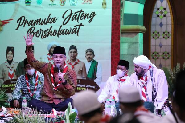 Obati Rindu, Ganjar-Habib Syech Bertemu dan Berselawat Bareng di Satu Panggung